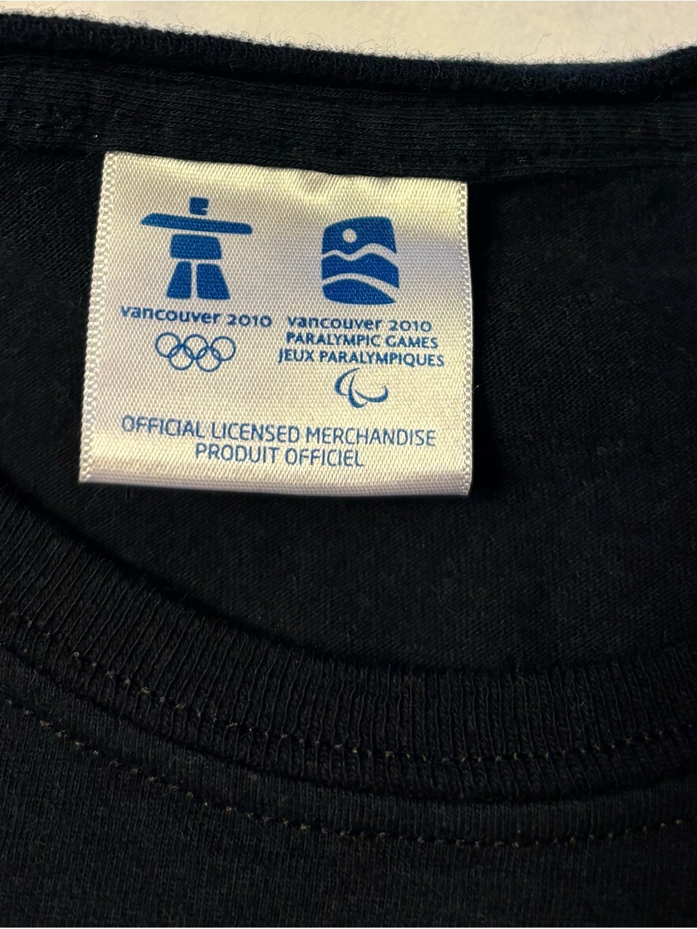 Women’s 2010 Vancouver Whistler Olympic Graphic Tee - Black - Picture 3 of 5